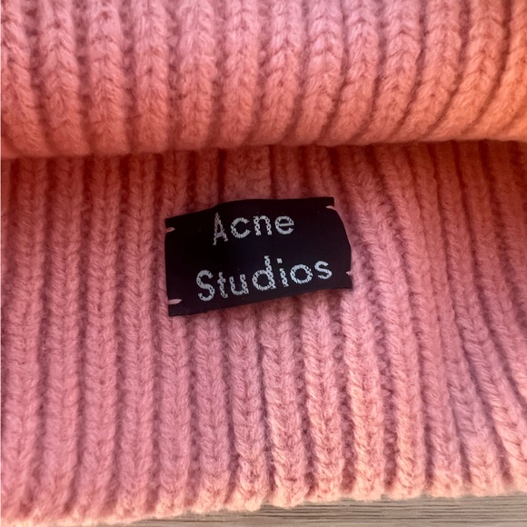 Acne Studios Pansy L Face Hat - Picture 3 of 6